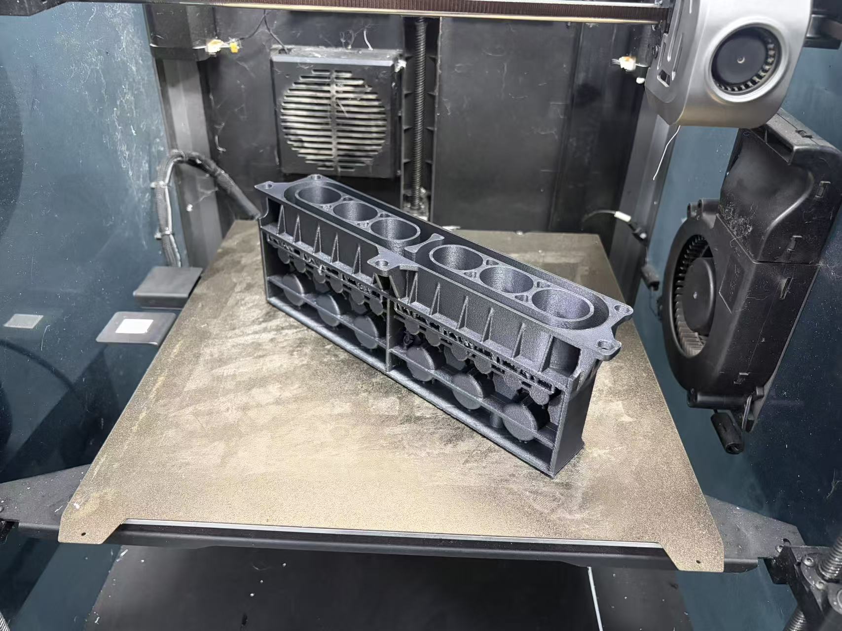 工业级 FDM 一体成型